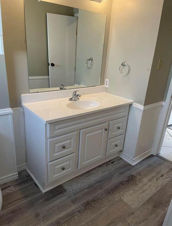 Building Photo - 16622 Glamis Ln