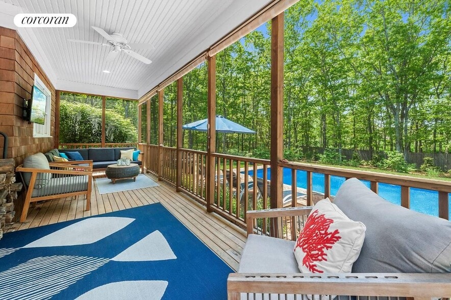 Building Photo - 21 Cove Neck Ln