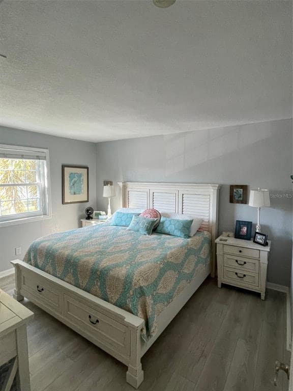 Building Photo - 249 Pompano Dr SE