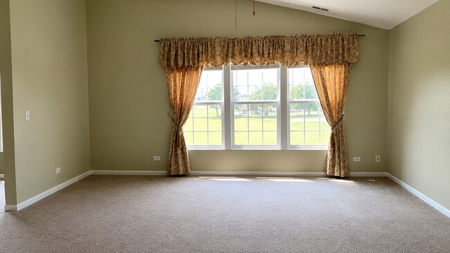Building Photo - 3291 Cremin Ln