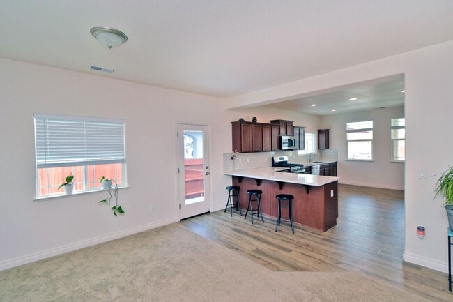 Building Photo - Cold Springs Beauty with View and RV Parking