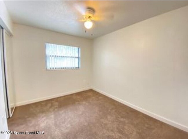 Building Photo - 719 Carissa Ave