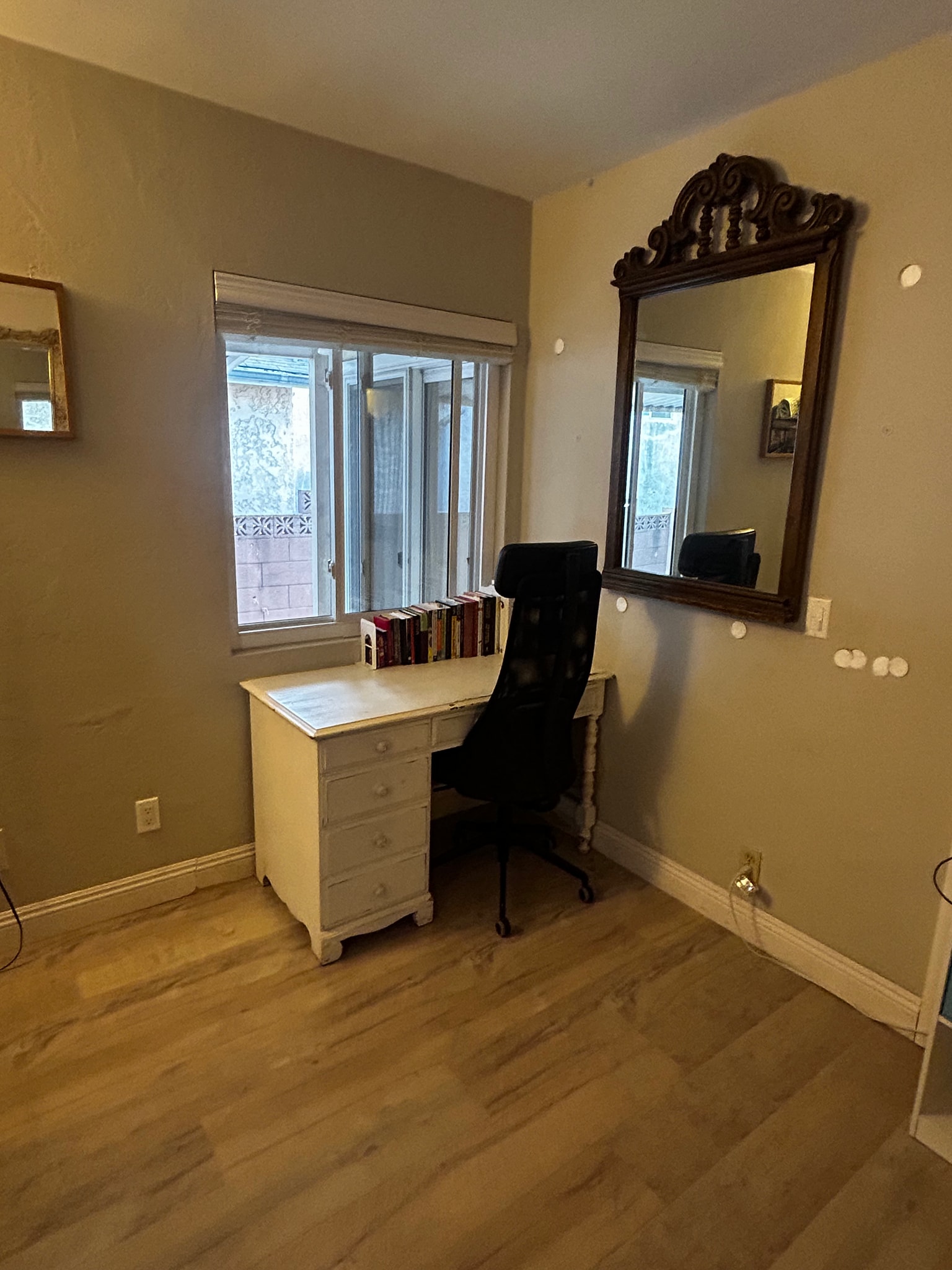 Building Photo - 719 N Cabrillo Ave