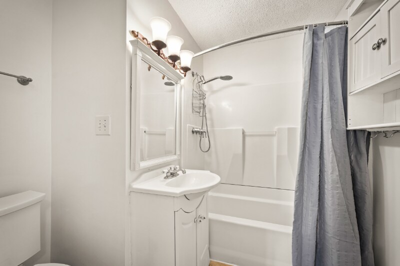 Building Photo - 4315 Antisdale St