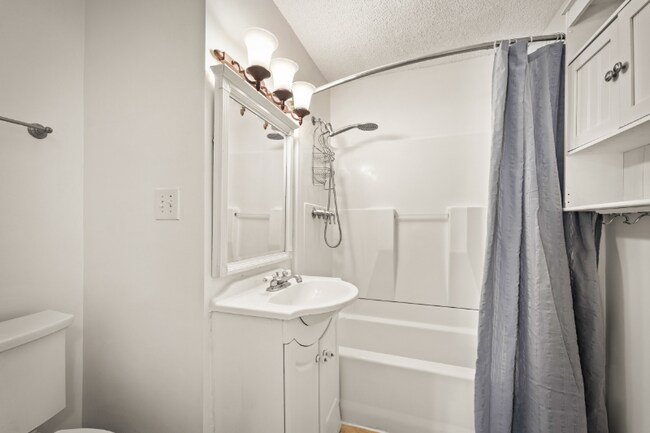 Building Photo - 4315 Antisdale St