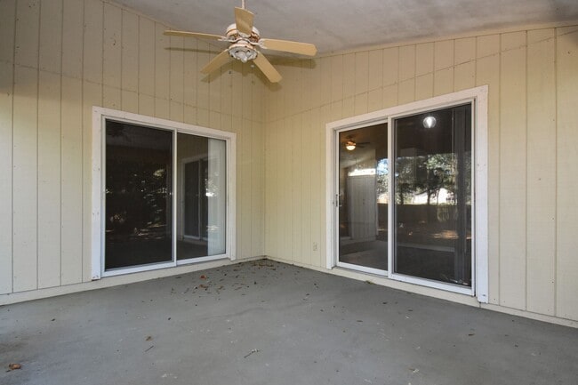 Building Photo - 8318 SW 64th Pl