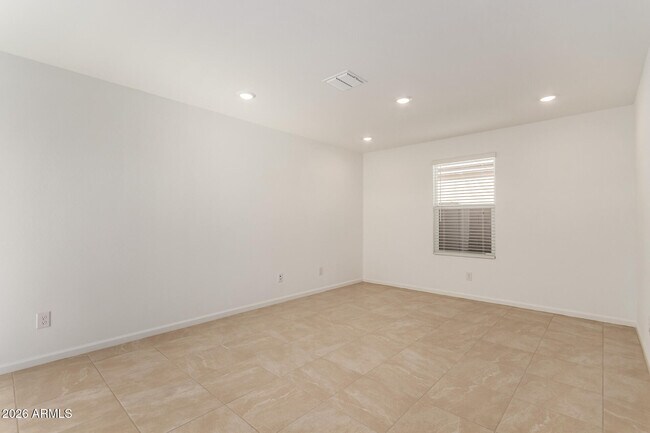 Building Photo - 17589 N Del Mar Ave