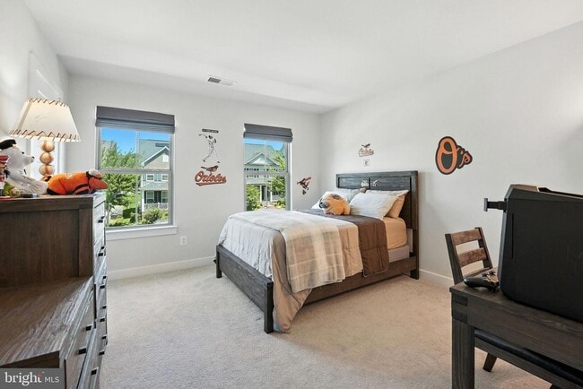 Building Photo - 2283 River Birch Rd