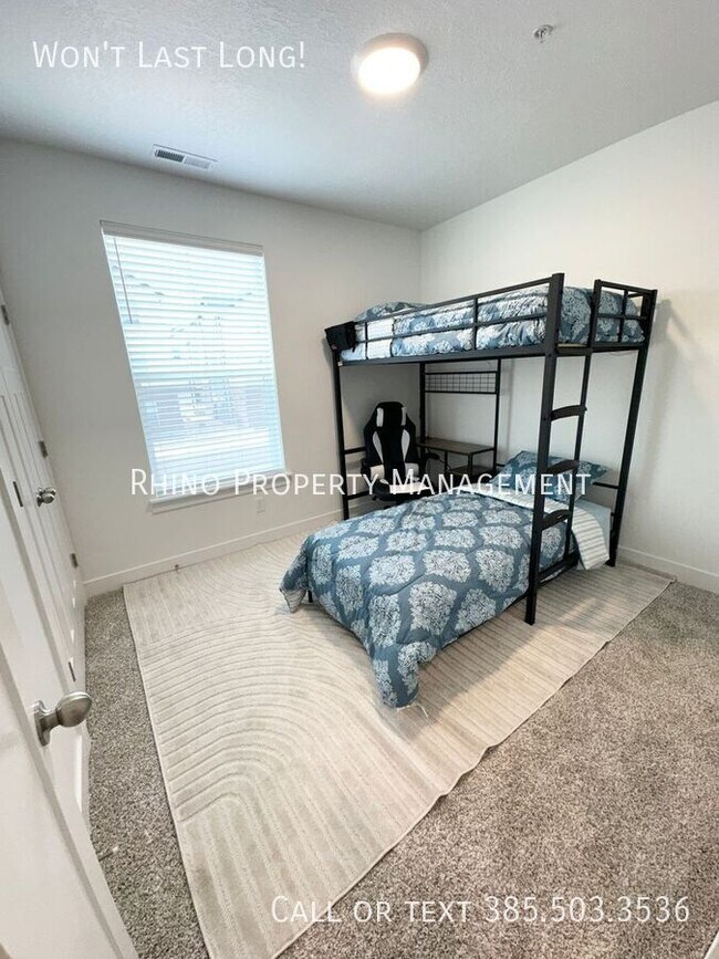 Building Photo - 841 Coulsen Dr