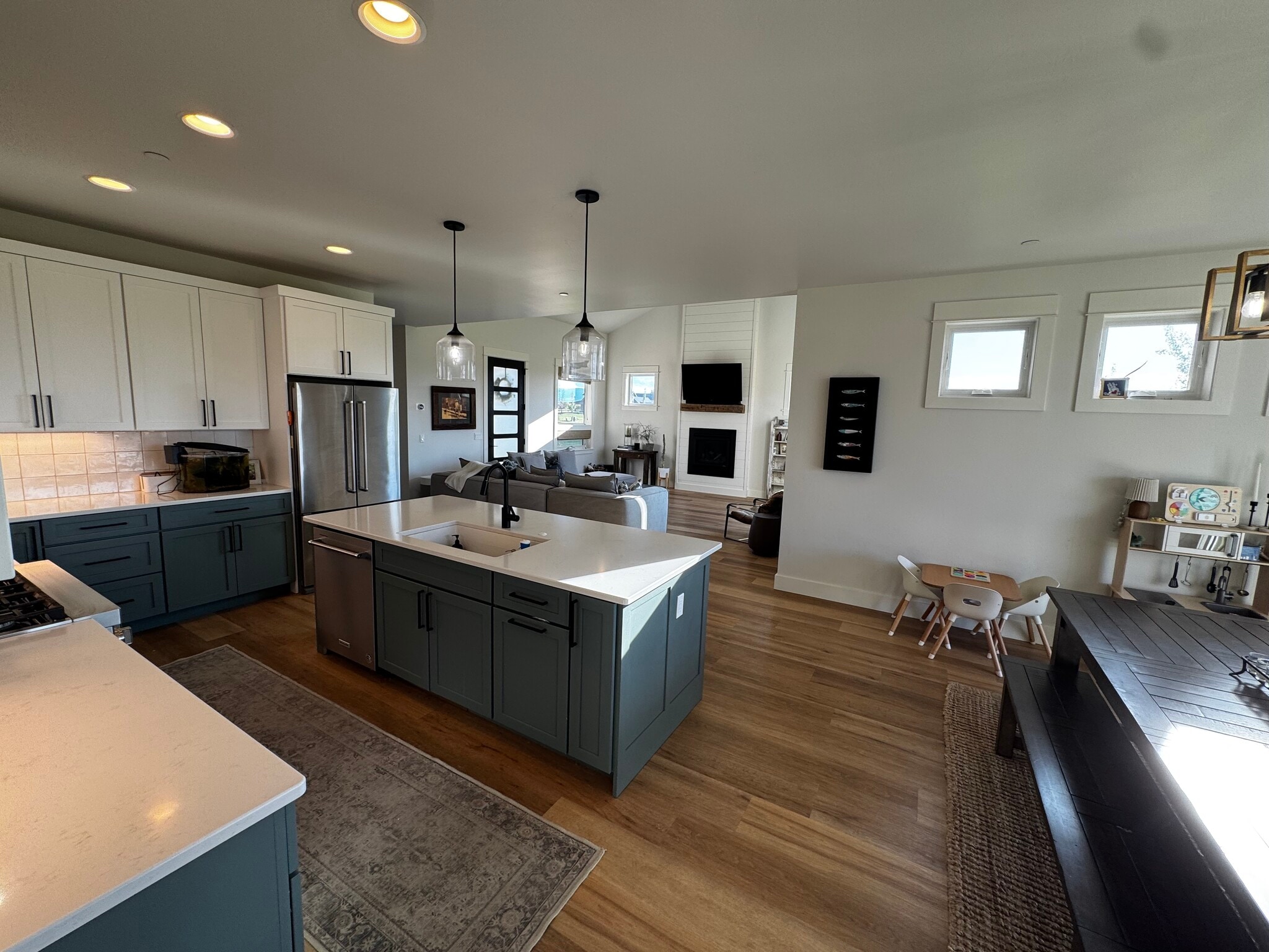 Building Photo - 169 Riparian Way