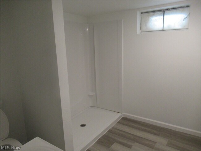 Building Photo - 1462 Harvard Dr