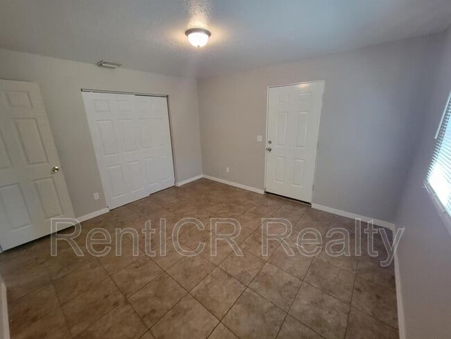 Building Photo - 1611 Miller Ave