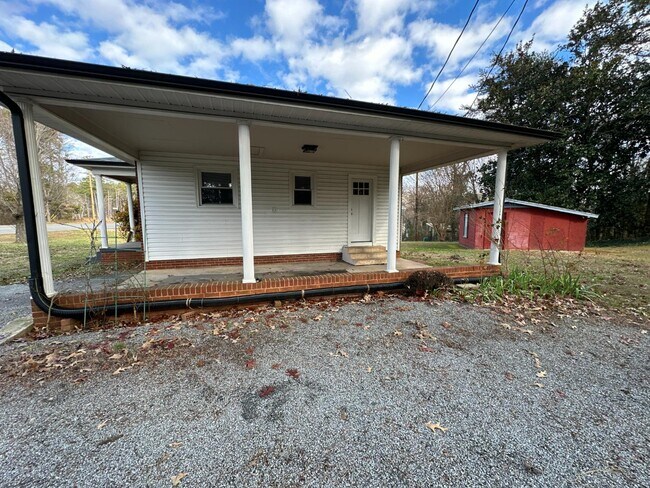 Building Photo - 7492 Webbs Rd