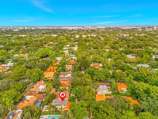 Building Photo - 1514 Capri St