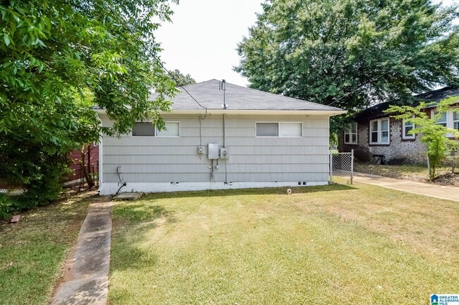 Building Photo - 1548 53rd St Ens
