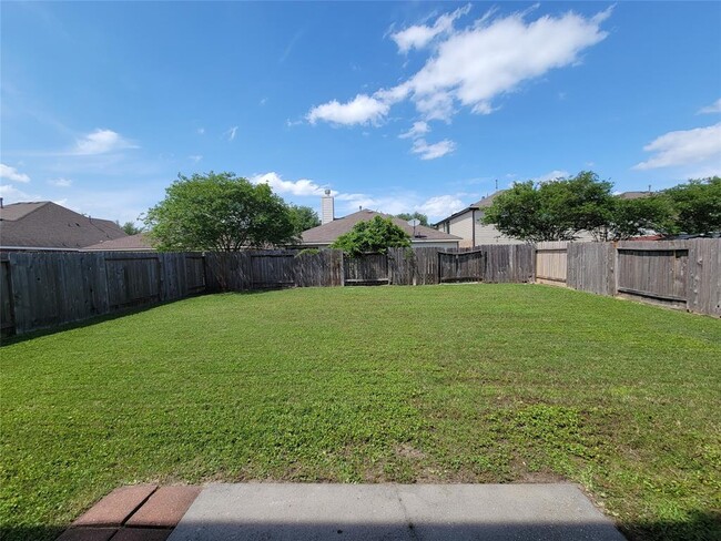Building Photo - 21539 Kings Bend Dr