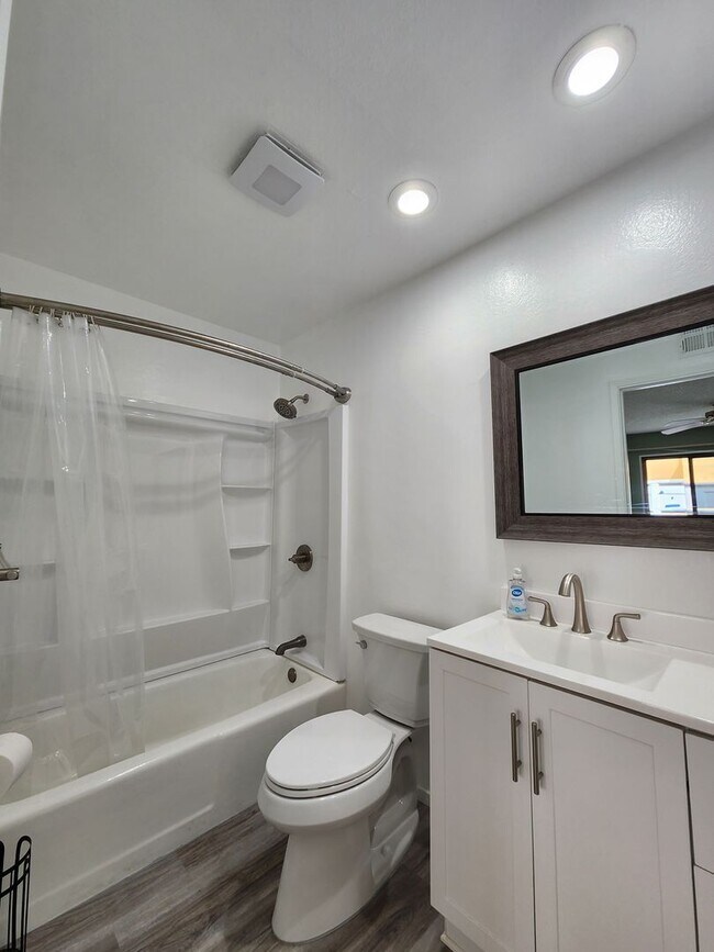 Building Photo - Single Story 4 Bedroom House in Mira Mesa