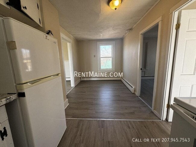 Building Photo - 24 Green St