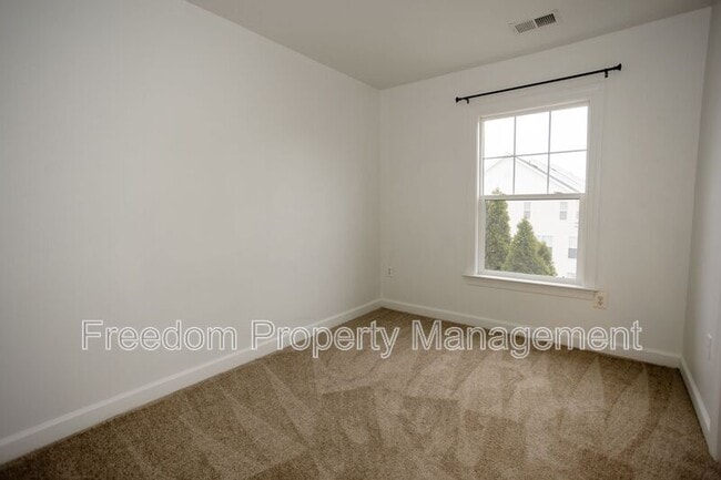 Building Photo - 8150 Rainwater Cir