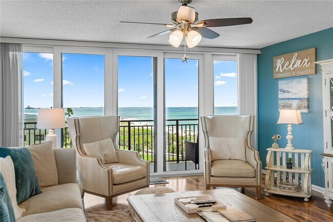 Building Photo - 7650 Bayshore Dr