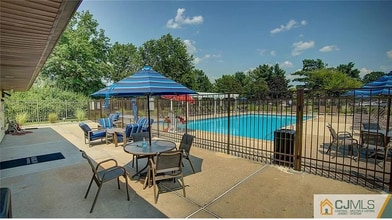 Building Photo - 3 Covington Ct