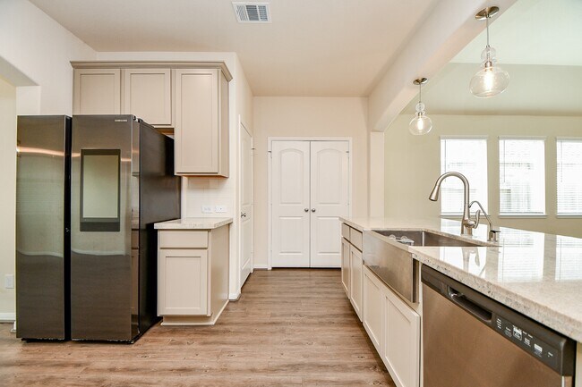 Building Photo - 15210 Ordie Run Dr