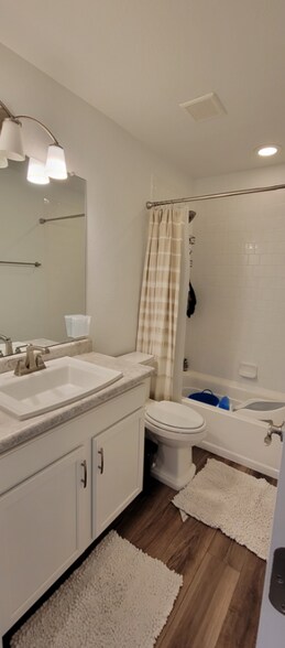 Building Photo - 7045 Boreal Dr