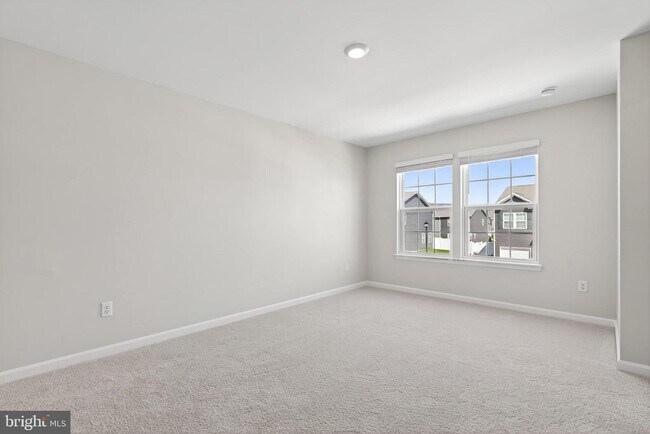 Building Photo - 183 Caterpillar Dr