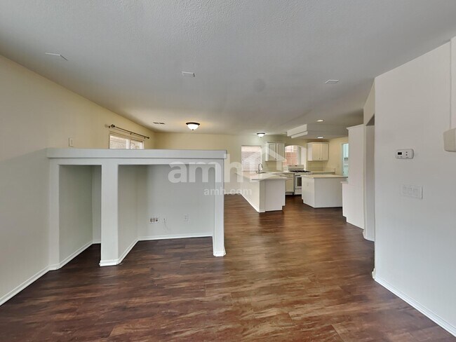 Building Photo - 7592 Mermaid Song Ct