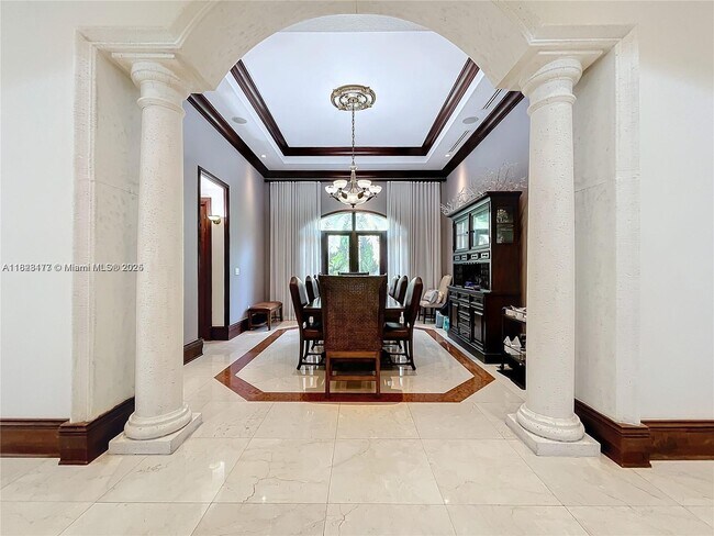 Building Photo - 6710 SW 92nd St