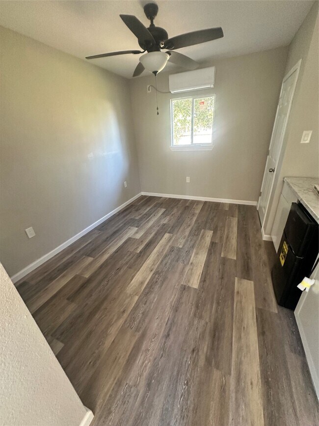 Building Photo - 3525 Bridgette Ln