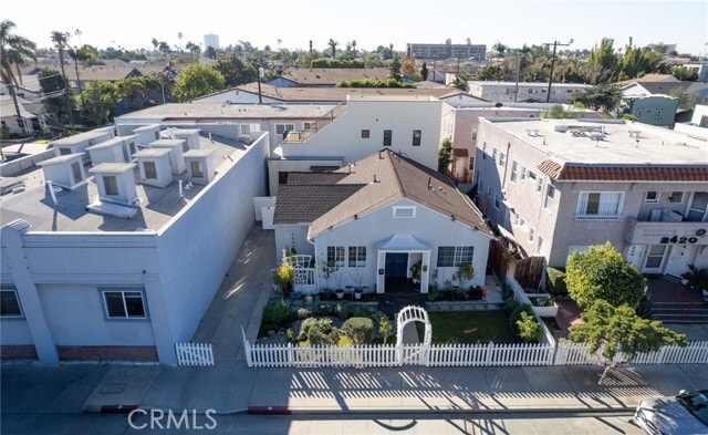 Building Photo - 2430 E 7th St