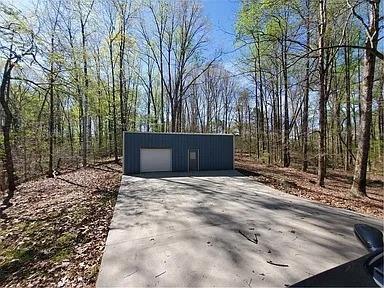 Building Photo - 33 Resty Hughes Cir