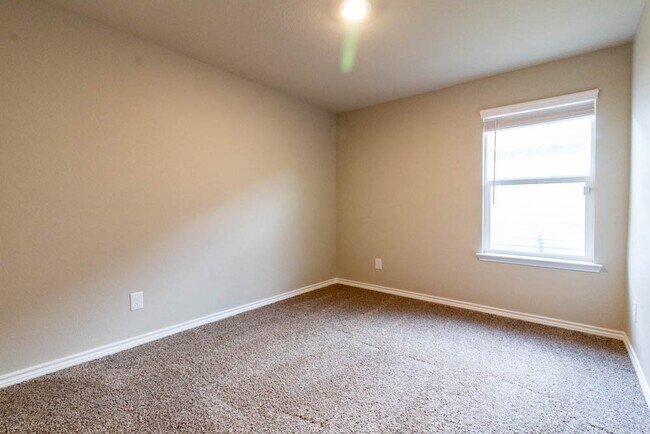 Building Photo - 1022 Fannin St