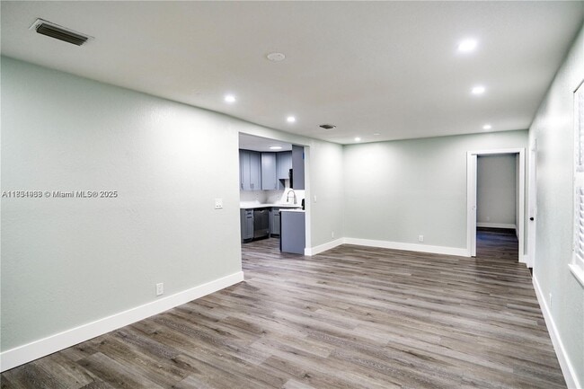 Building Photo - 8110 SW 4th Pl