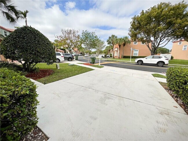 Building Photo - 777 NW 151st Ave