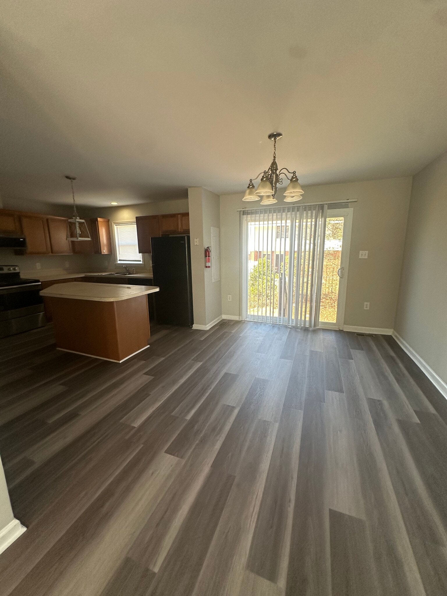 Building Photo - 1212 Superior Pointe Pl