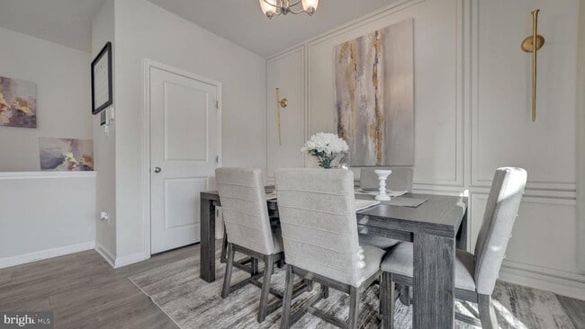 Building Photo - 7748 Venice Ln