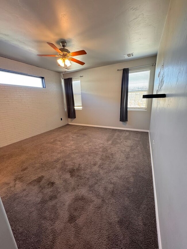 Building Photo - Beautiful Home in Great Location-, $500 off first months rent