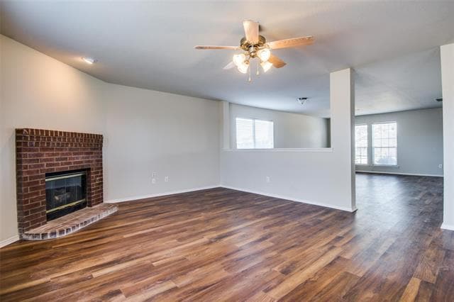 Building Photo - 9907 Queen Anne Cir