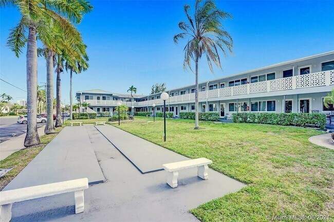 Building Photo - 600 Layne Blvd