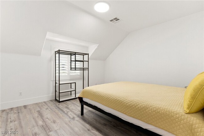 Building Photo - 9228 Whitekirk Pl