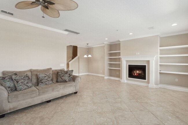 Building Photo - Cape Sound Condo