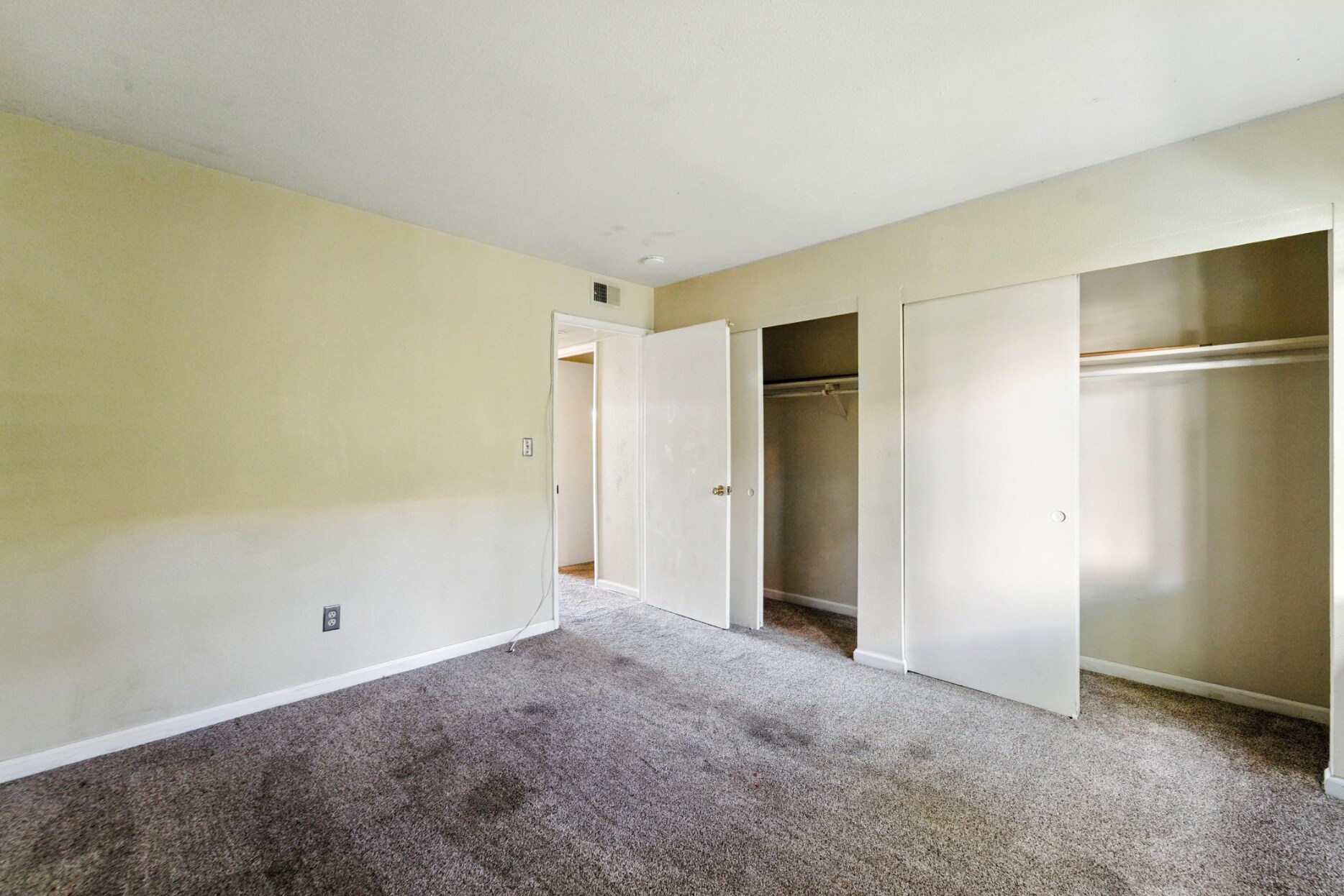 Building Photo - 303 Tradewinds Dr