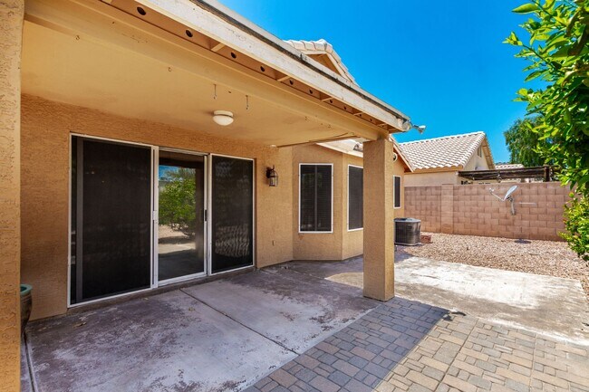Building Photo - Beautifully Updated 3-Bedroom Home in Prem...
