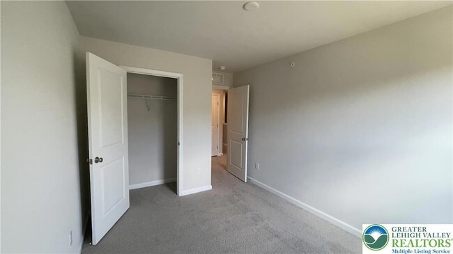 Building Photo - 1248 Martin Rd