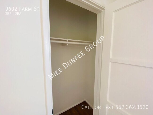 Building Photo - 9602 Farm St