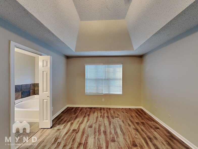 Building Photo - 632 Kilkenny Cir