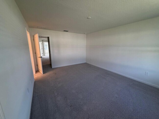 Building Photo - 3634 SE 37th Ave Rd