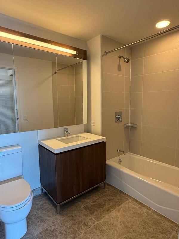 Building Photo - 113 W Wacker Dr